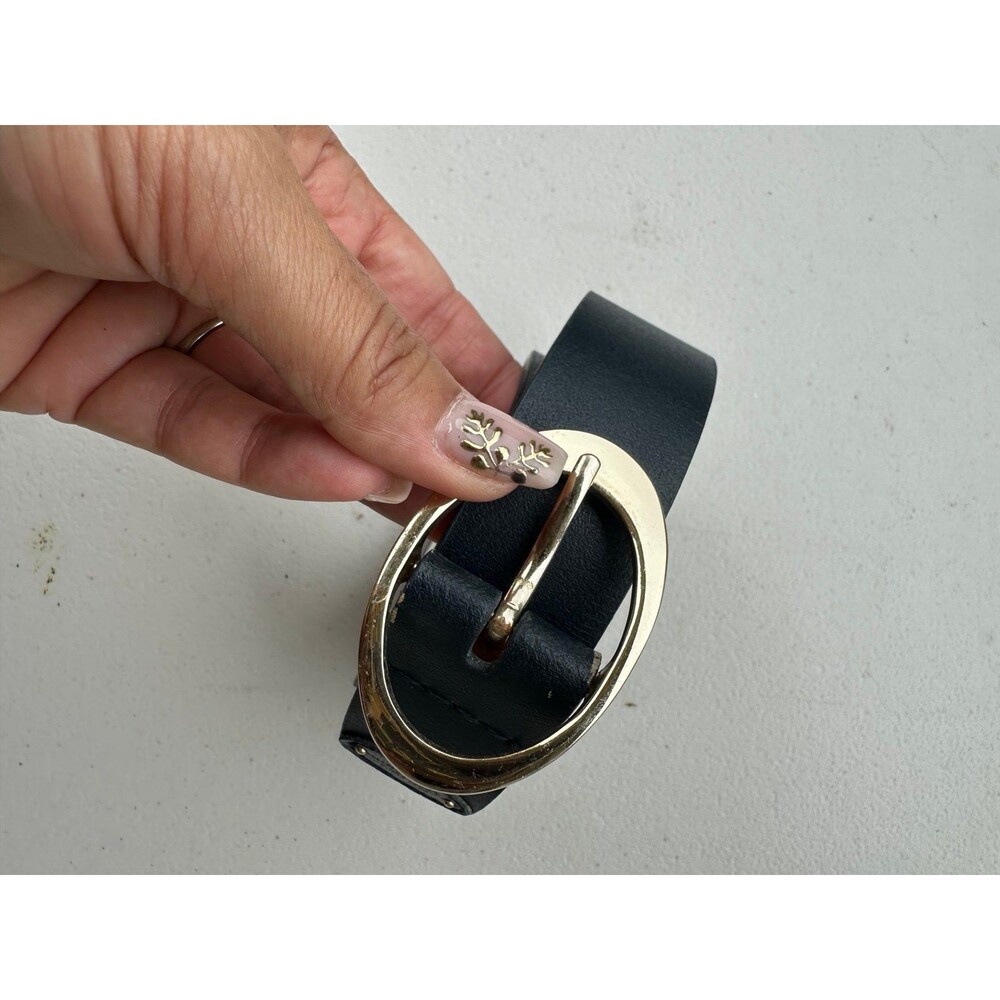 Nine West Women's Black Genuine Leather Gold Oval Buckle Belt S